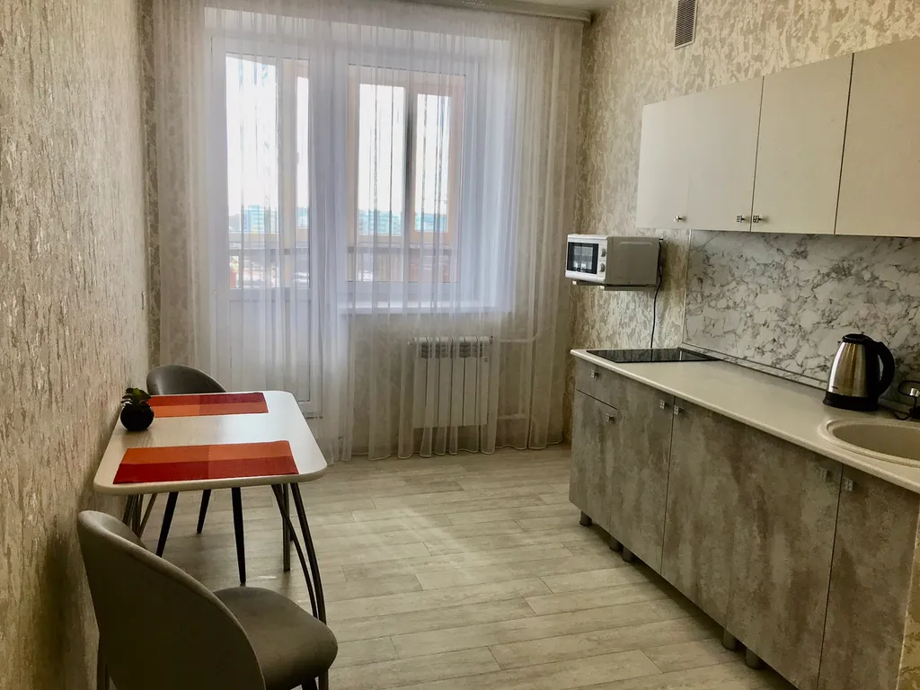 Уютная квартира в самом лучшем микрорайоне города — аренда посуточно в Саранск