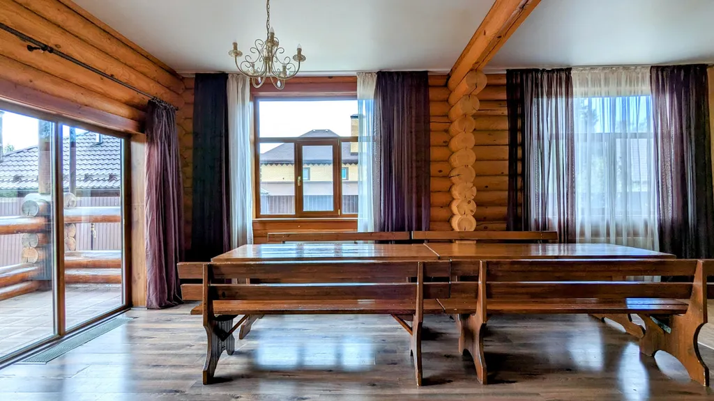 Дом с бассейном, сауной, до 50 человек