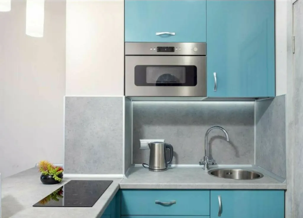 Квартира у моря в 5 минутах езды от вокзала и 10 от аэропорта