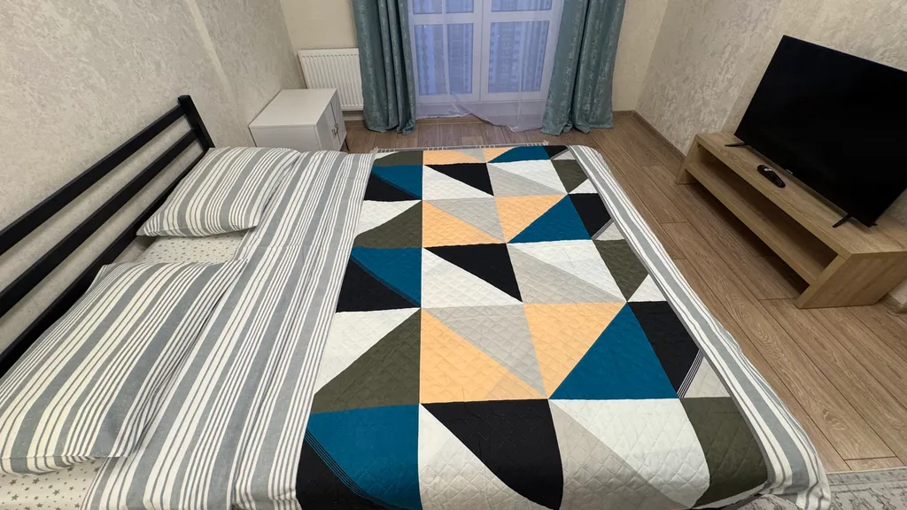 Квартира около вокзала и метро Грушевка