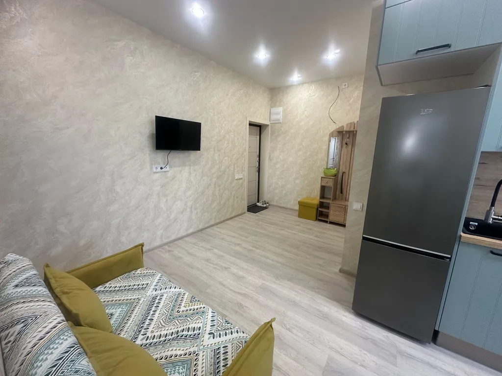 Квартира Двухкомнатная квартира с видом на зелень — Адлер