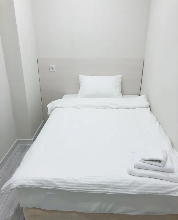 Квартира 3-комнатная Квартира — Элиста