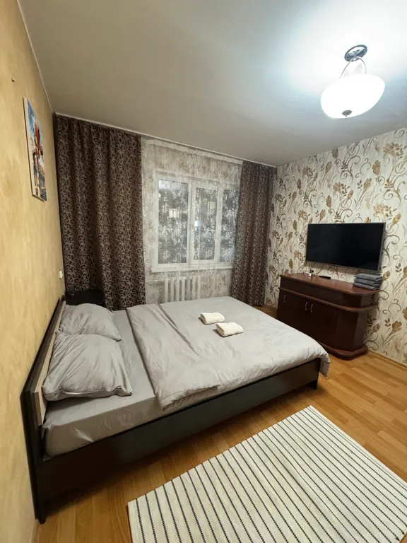 Уютная квартира на 10 лет октября