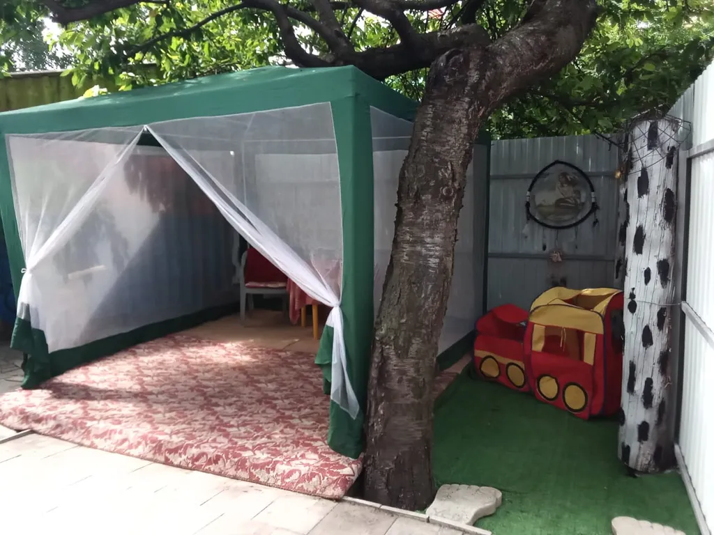 Уютное жильё с отдельным двором в центре