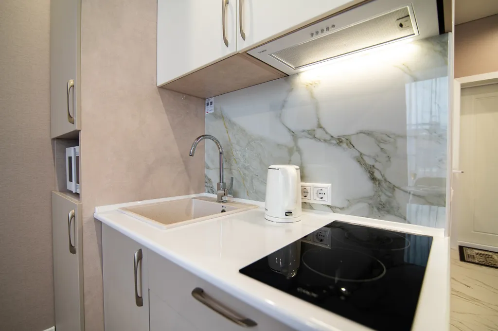 Уютная квартира - студия с кондиционером недалеко от аэропорта