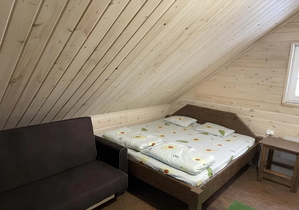 Новый рубленный дом в центре Ижевска, с баней и бассейном