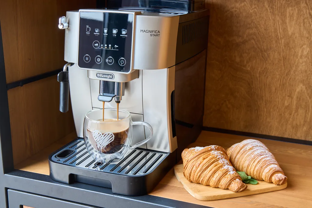 Квартира Квартира Номер, паркинг, бассейн, мангальная — Севастополь