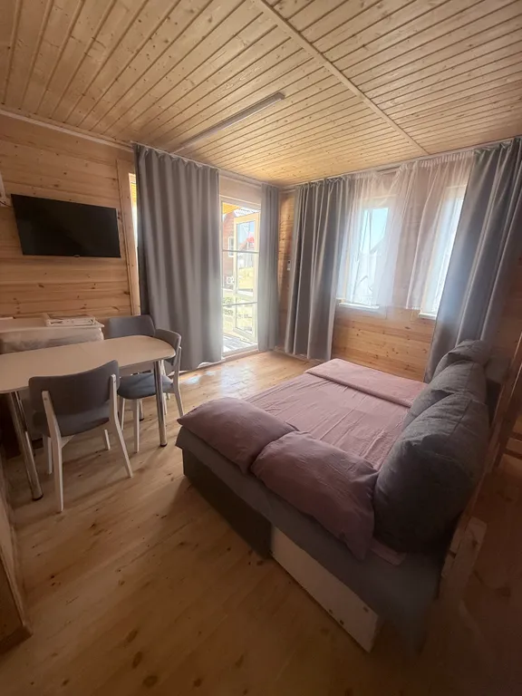 Домик с видом на море