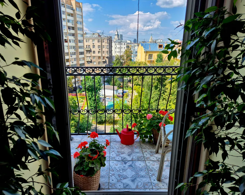 Просторная квартира в центре с красивым видом