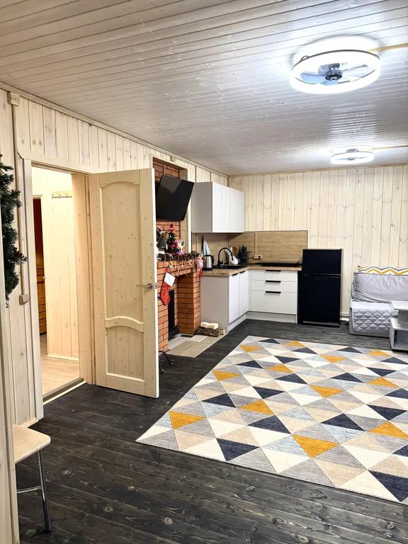 Дом с баней в доме с видом на лес и водохранилище