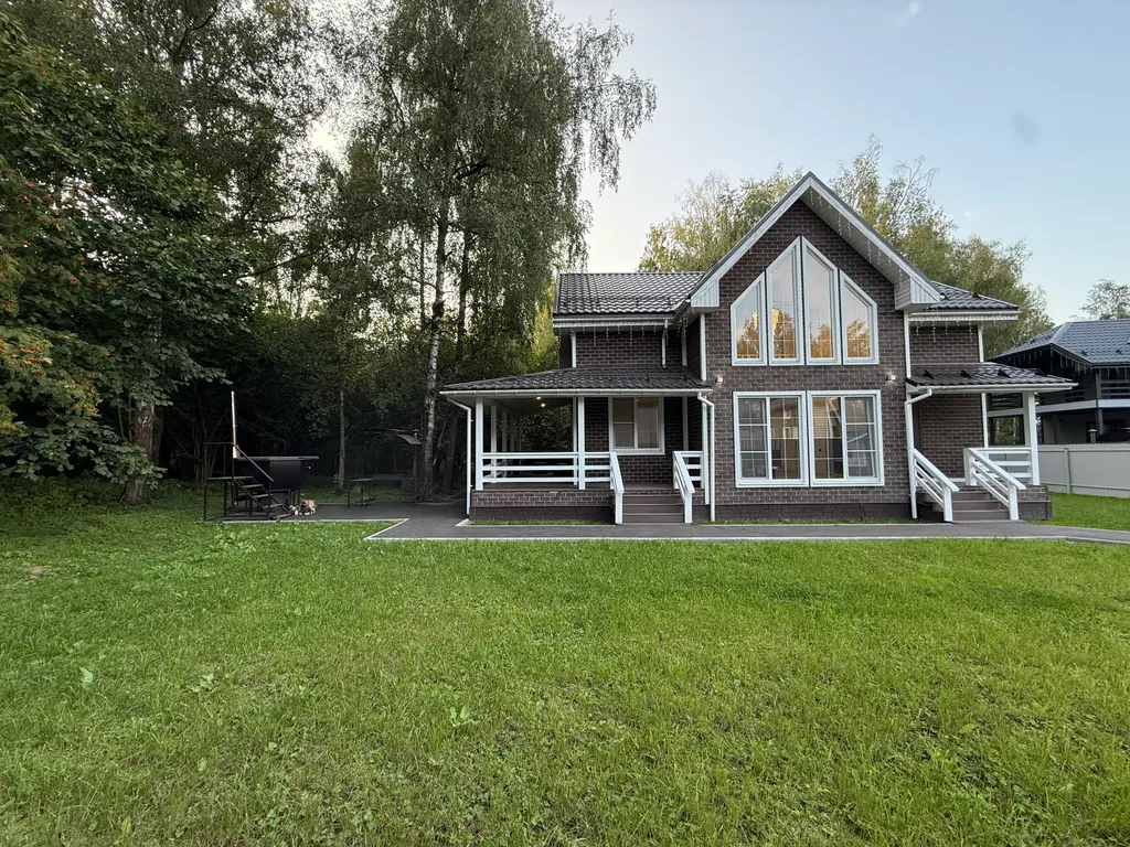 Коттедж Двухэтажный дом в Домодедово — аренда посуточно в Ильинское