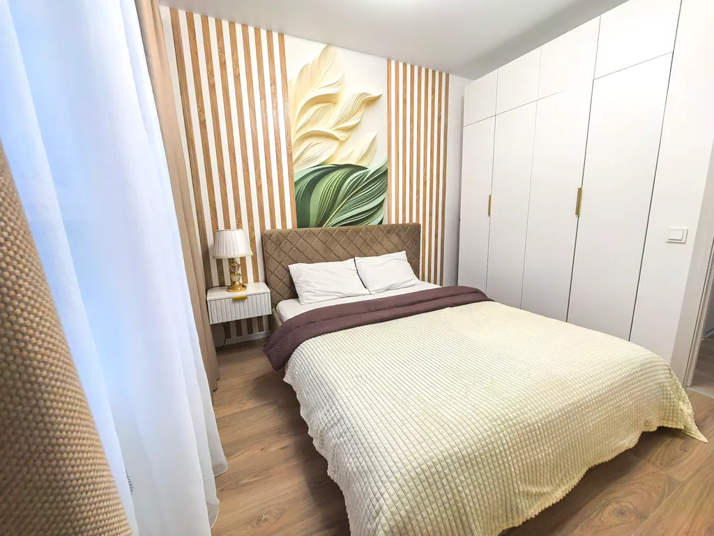 Новая вместительная квартира у МРНЦ им. Цыба