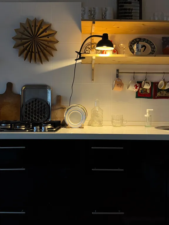 Комната на двоих в хостеле, тихий двор, 20 минут пешком от центра