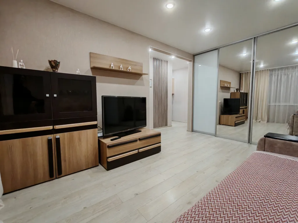 Уютная квартира в центре города — аренда посуточно в Дзержинск