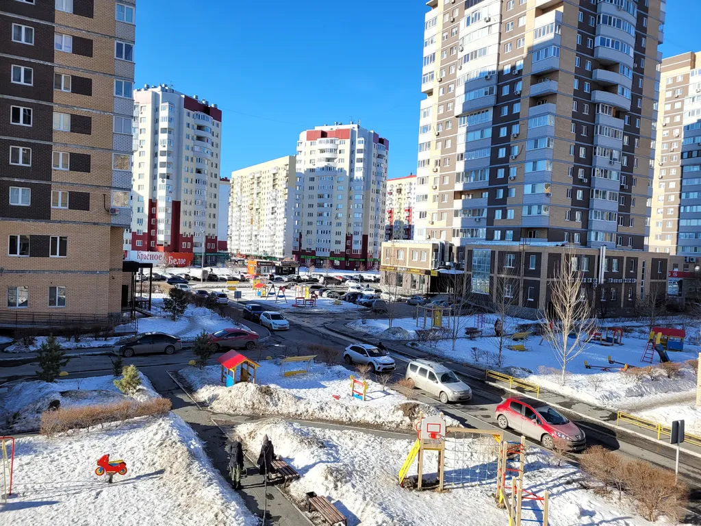 Квартира Просторная квартира около ТЦ Остров — Тюмень