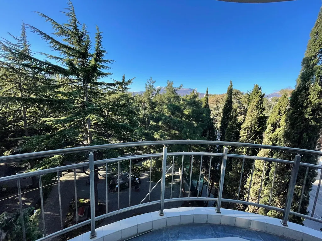 Уютная квартира, со свежим ремонтом, в минуте ходьбы от моря