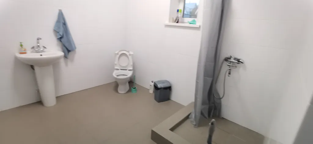 Гостевой дом у озера и леса для компании