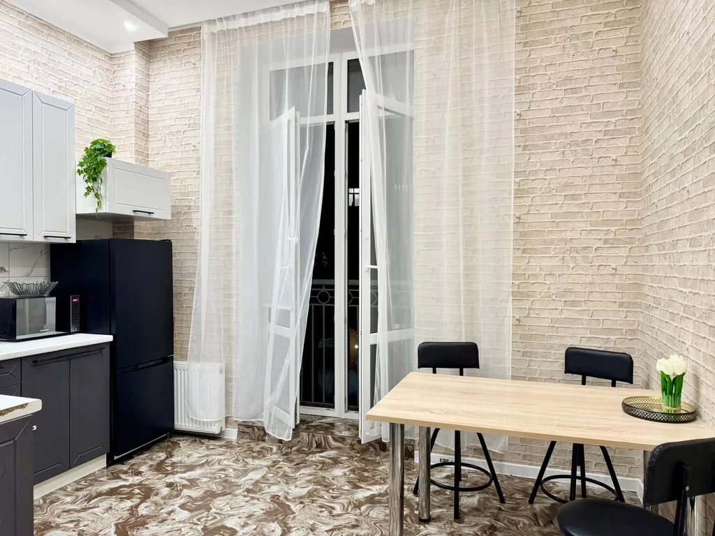 Двухкомнатная квартира с балконом