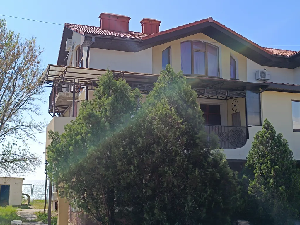 Квартира Апартаменты на берегу моря — Севастополь