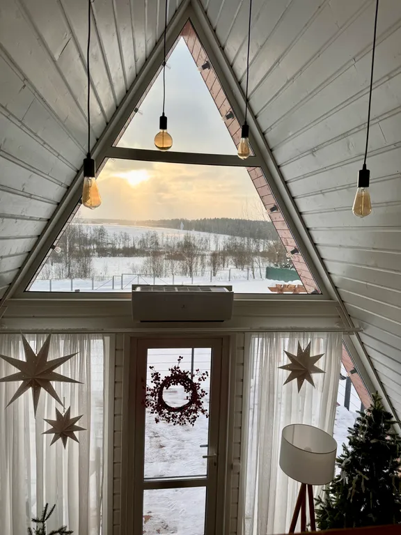 Дом с купелью и Беней