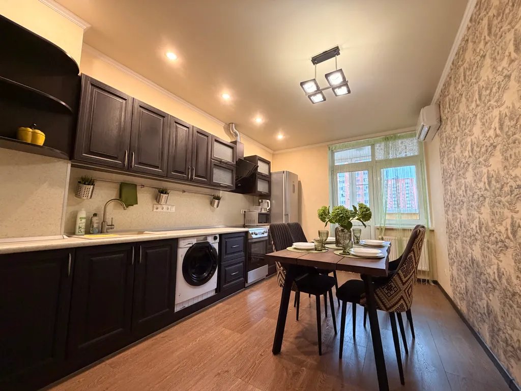 Квартира Уютная двухкомнатная квартира с видом на стадион — Краснодар