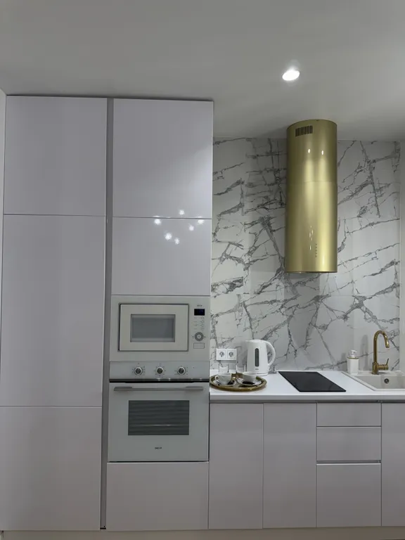 Современный апартамент в тихом районе