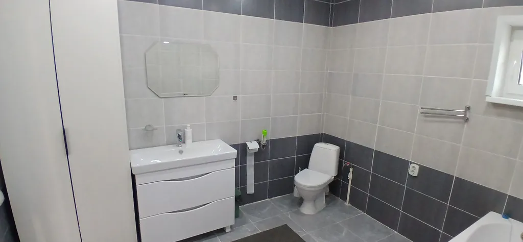 Большой уютный дом