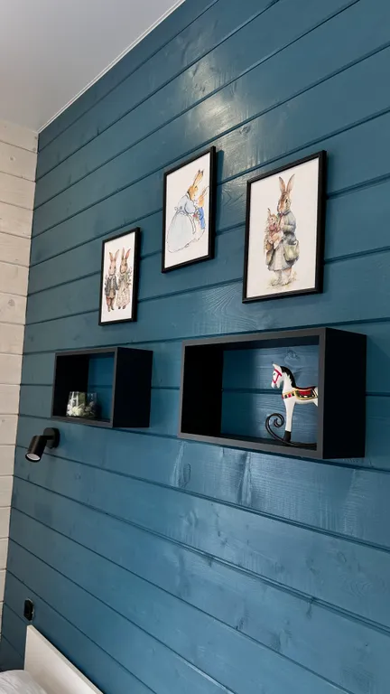 Дом с видом на сосновый лес возле Игоры Драйв с уютной зоной кострища