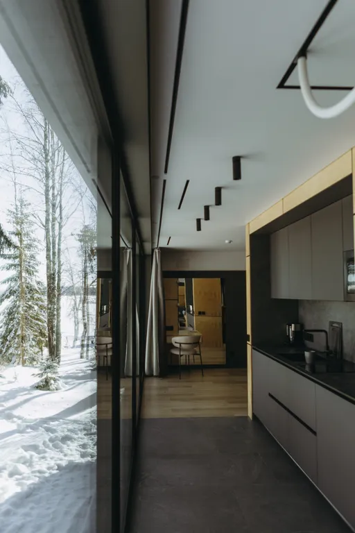 Дом у озера в Карелии