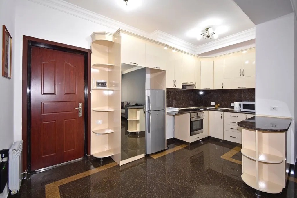 Комфортная двухкомнатная квартира в центре города