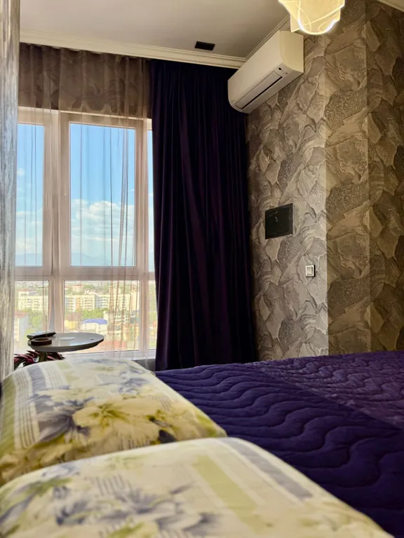 Просторная квартира с шикарным видом рядом с центральной набережной