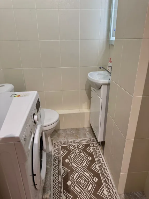 2 комнатная квартира рядом с Мегой ЭКСПО