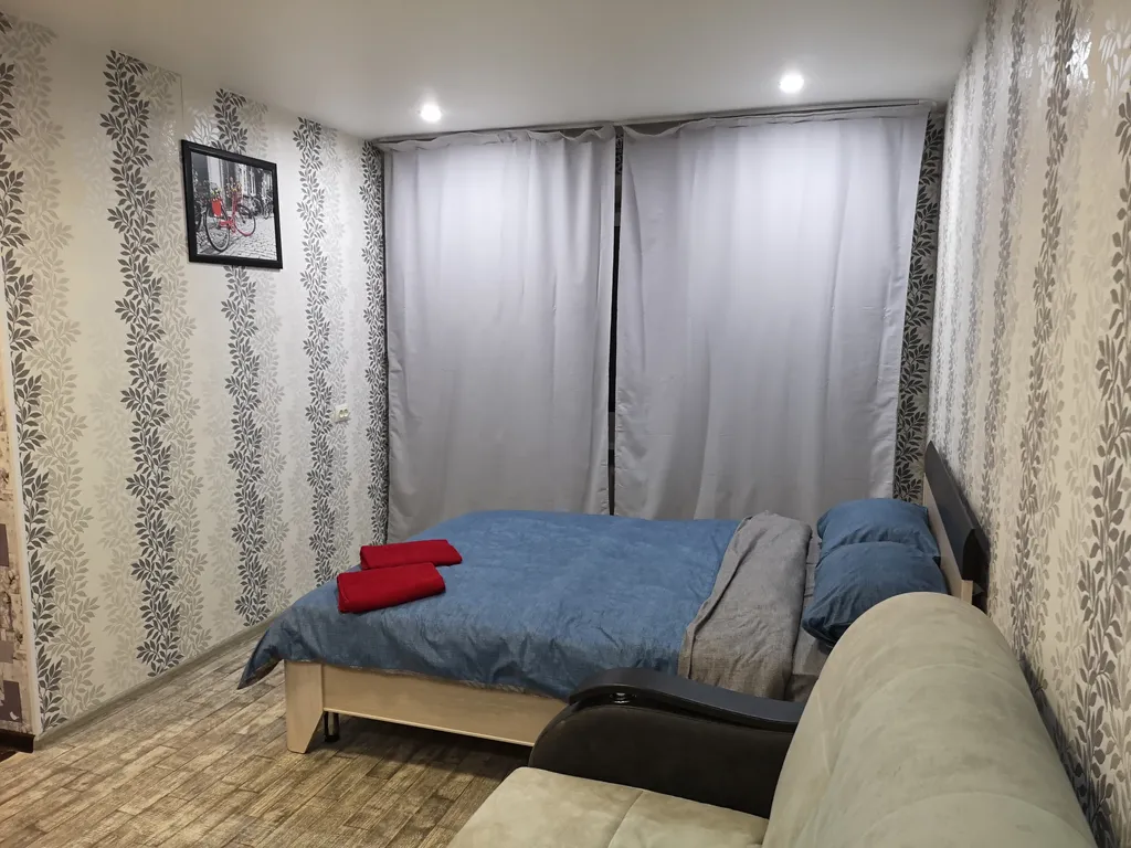 Маленькая уютная квартира в центре — аренда посуточно в Краснокамск