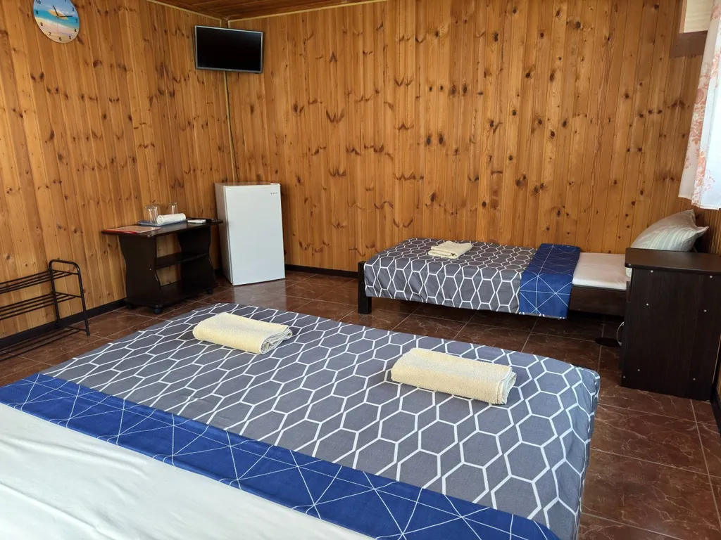 Квартира Трехместная комната с видом на горы — Геленджик