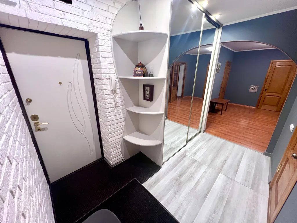 Квартира Квартира для большой семьи в центре с видом на кремль+паркинг и сауна — Казань