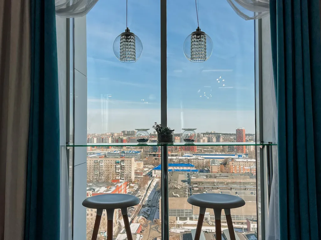 Апартамент с видом на город с высоты 24 этажа