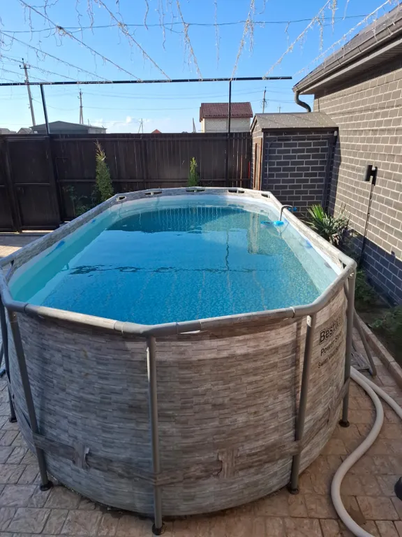 Семейный дом на берегу моря