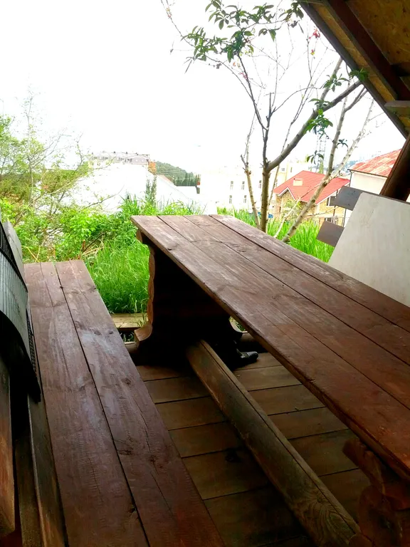 Дом с видом на море и город