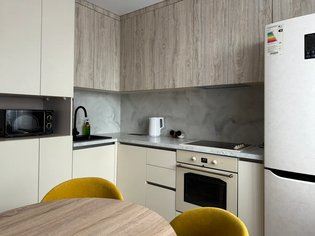 Просторная квартира рядом с ТРЦ Планета