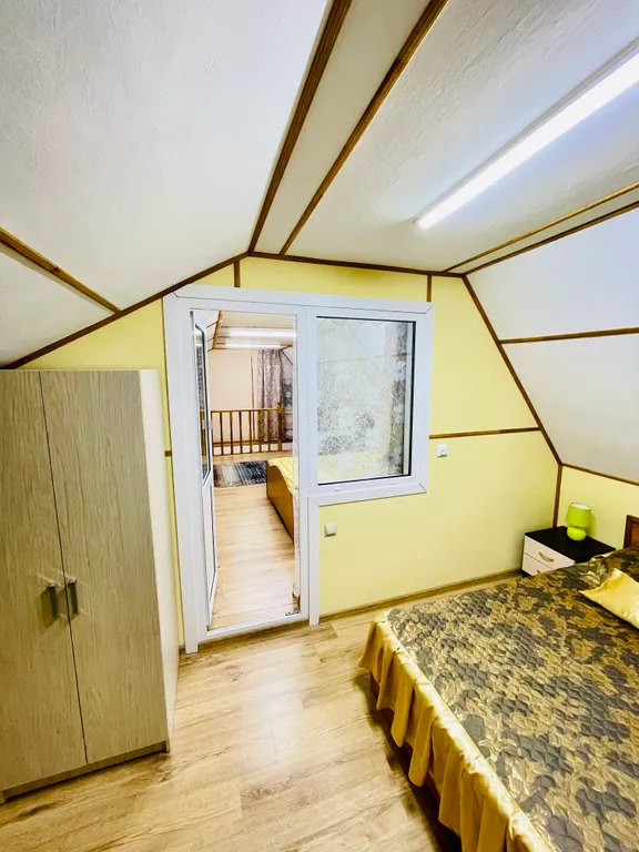 Дом на берегу озера