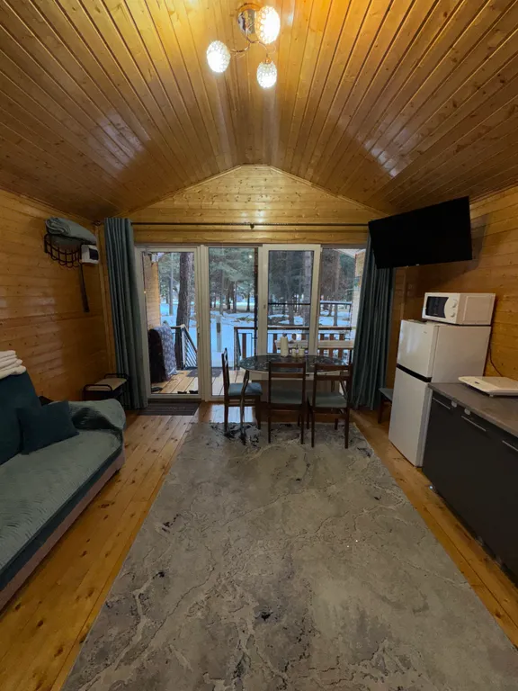 Коттедж Уютные домики в сосновом лесу — Архыз