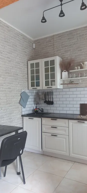 Дом с террасой на берегу моря