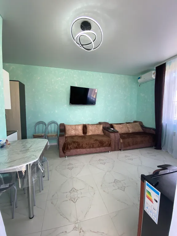 Квартира Апартаменты улучшенный номер Люкс с балконом с видом на море — Анапа