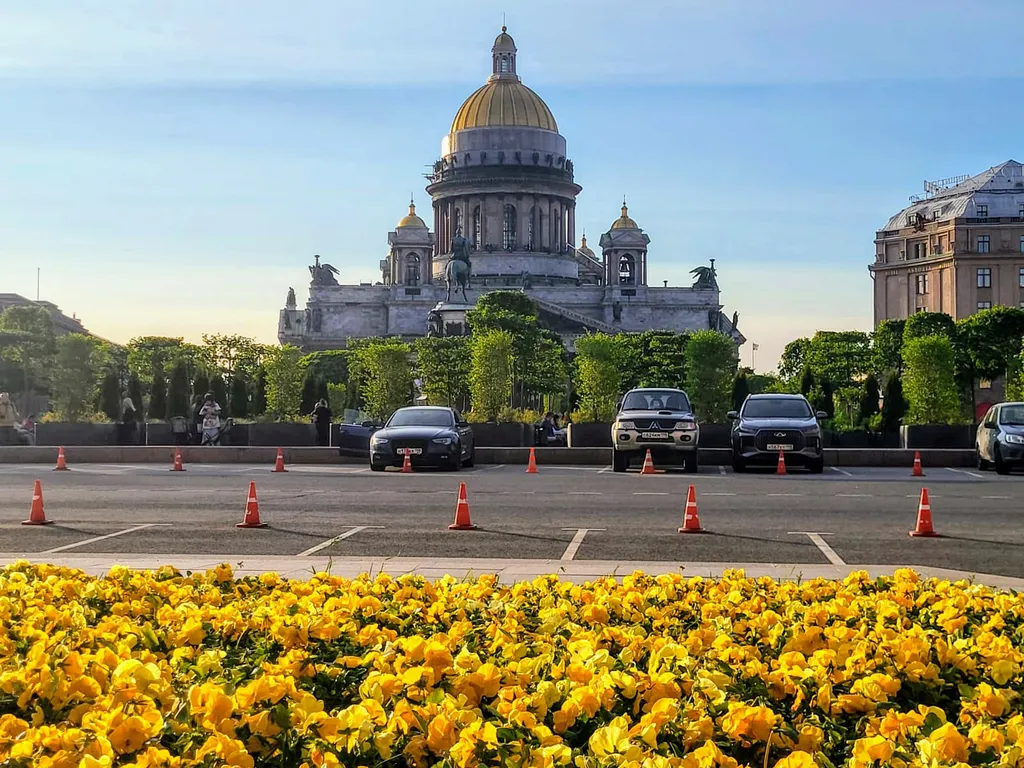 Квартира Квартира в историческом центре с балконом — Санкт-Петербург