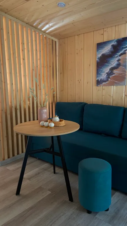 Новый современный Барнхаус посреди леса