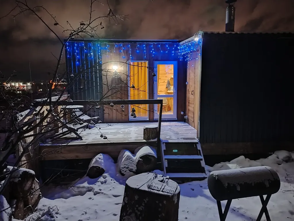 Коттедж Уютный мини-дом 20кв для двоих — аренда посуточно в Екатеринбург