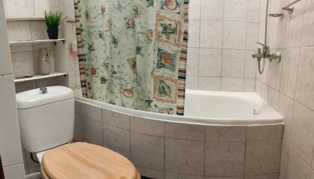 Уютная 2-комнатная квартира рядом с Баскет Холлом