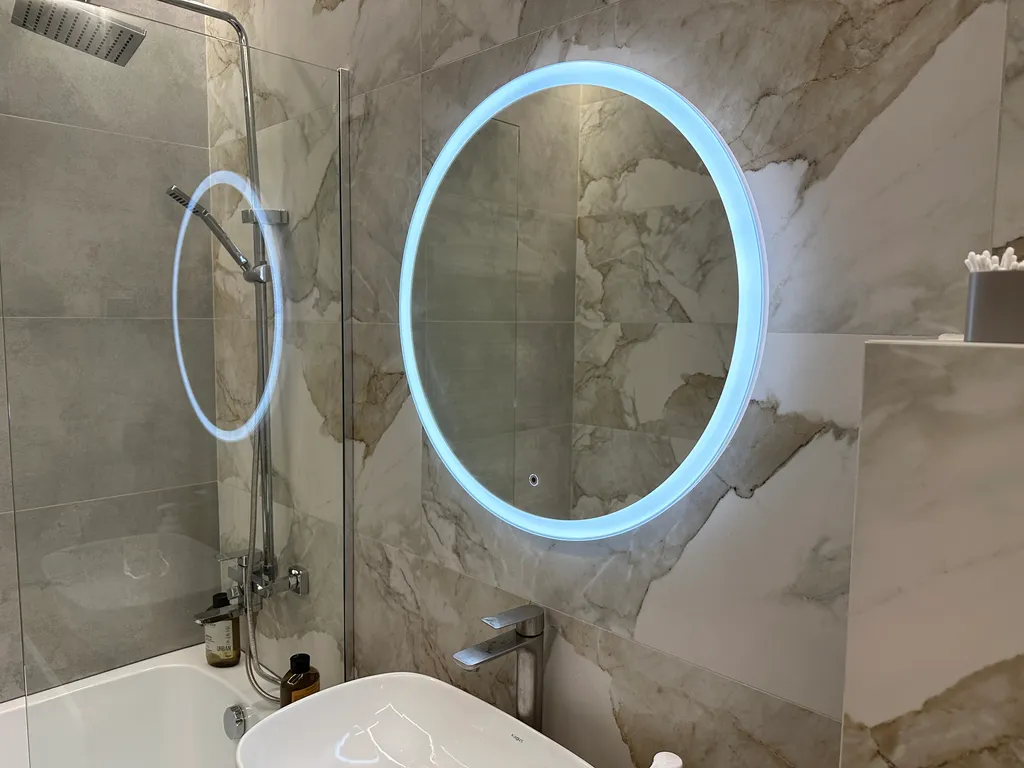 Уютная, новая квартира, с системой умный дом