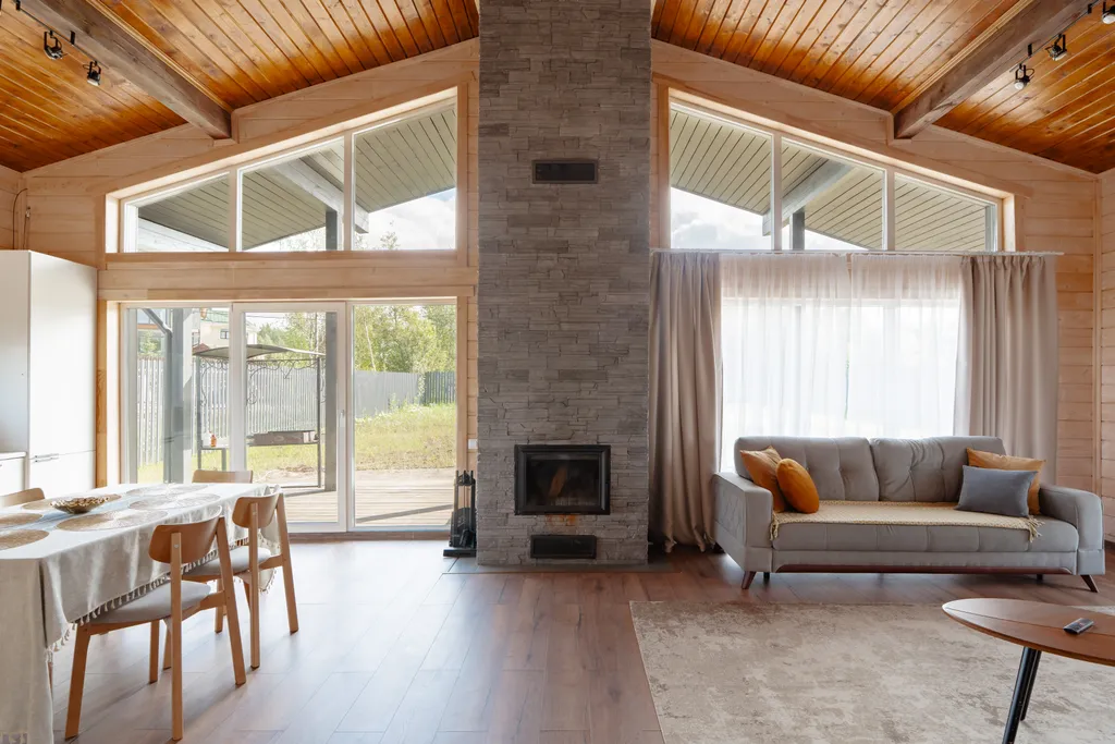 Уютный дом с камином и сауной у Охта Парка