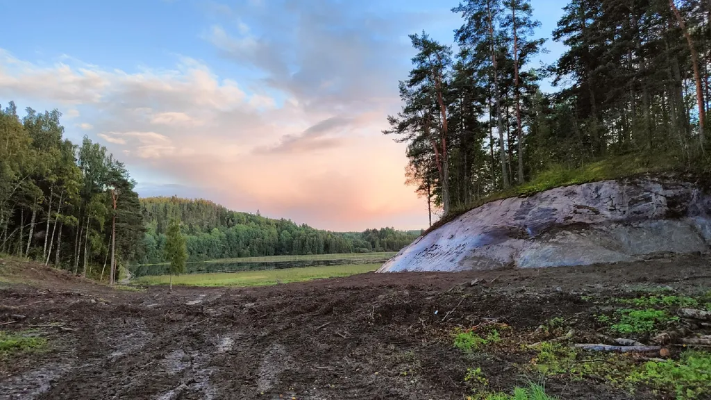 Дом и кемпинг у Змеиной горы